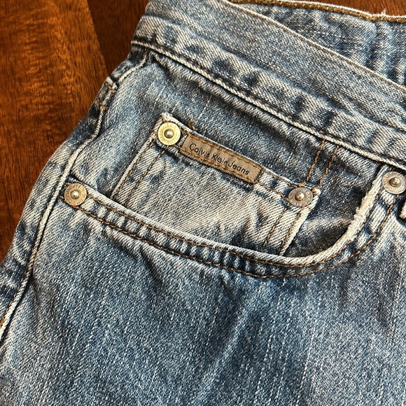 Calvin Klein jeans. Size 11. Inseam 32.  Boot cut double stone. - Picture 3 of 10